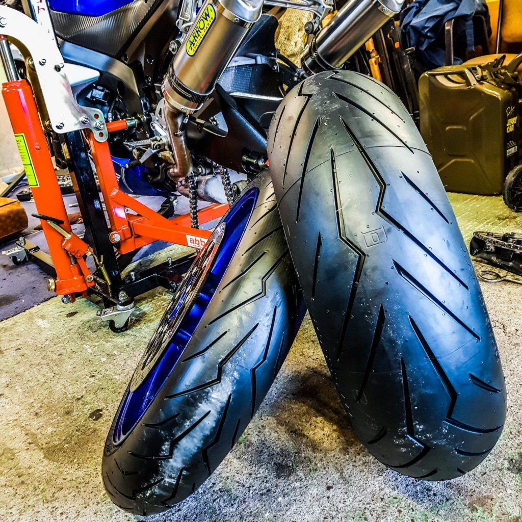 pirelli tyres for gixxer