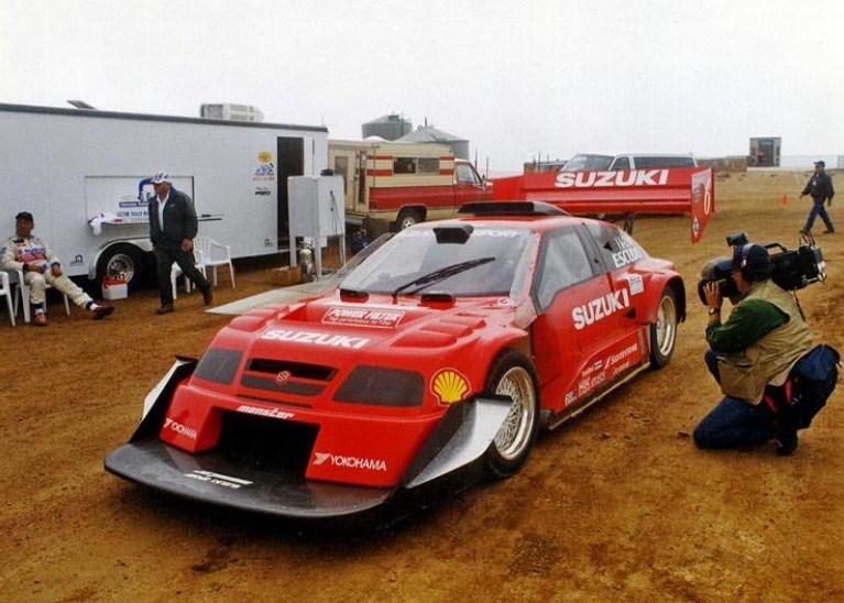 96' Suzuki Escudo version built for the Pikes Peak Hill Climb