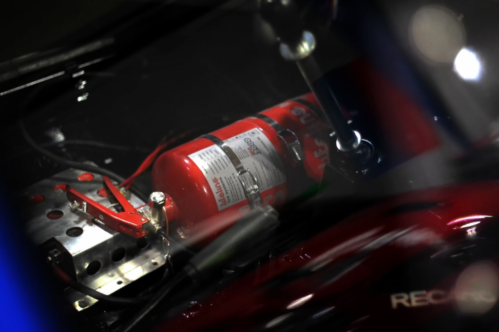 Racing fire extinguisher