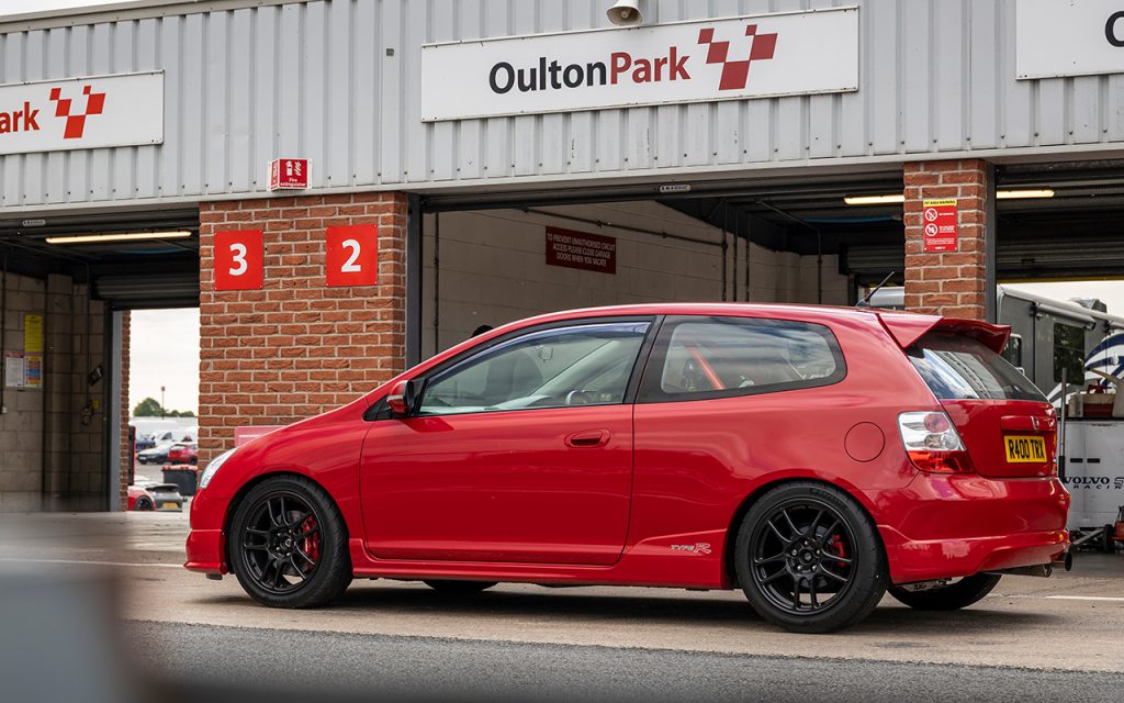 Honda Civic at Oulton Park
