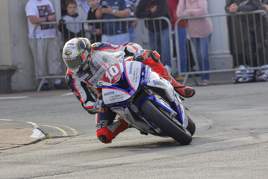 Demon Tweeks Guide to Road Racing