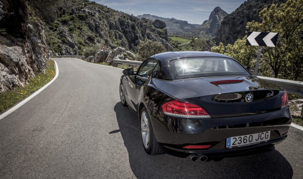 What’s The Difference Between All-Season and Summer Tyres?