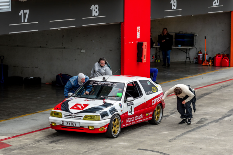 Citroen ZX pitlane in the spotlight
