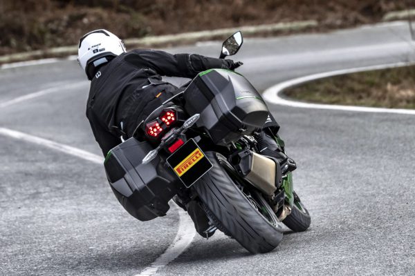 Pirelli Angel GT II