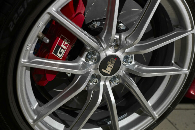 Bola wheels