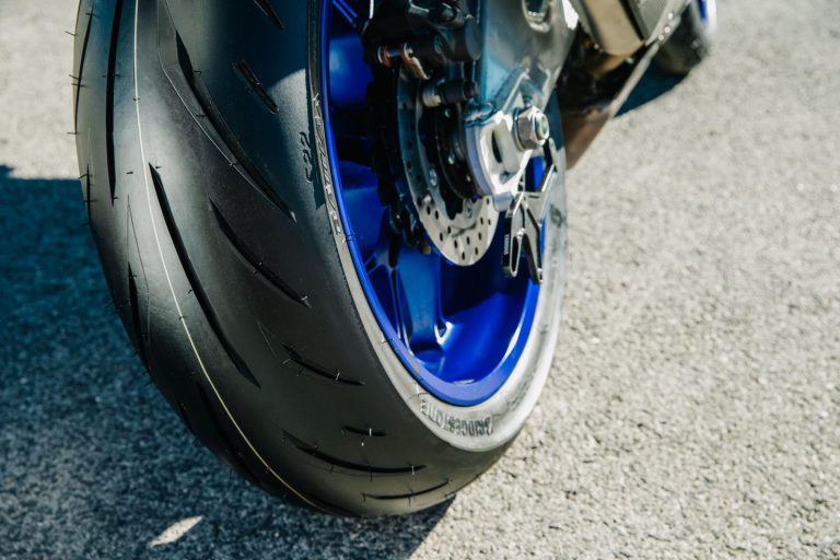 Battlax S22 Motorcycle Tyres