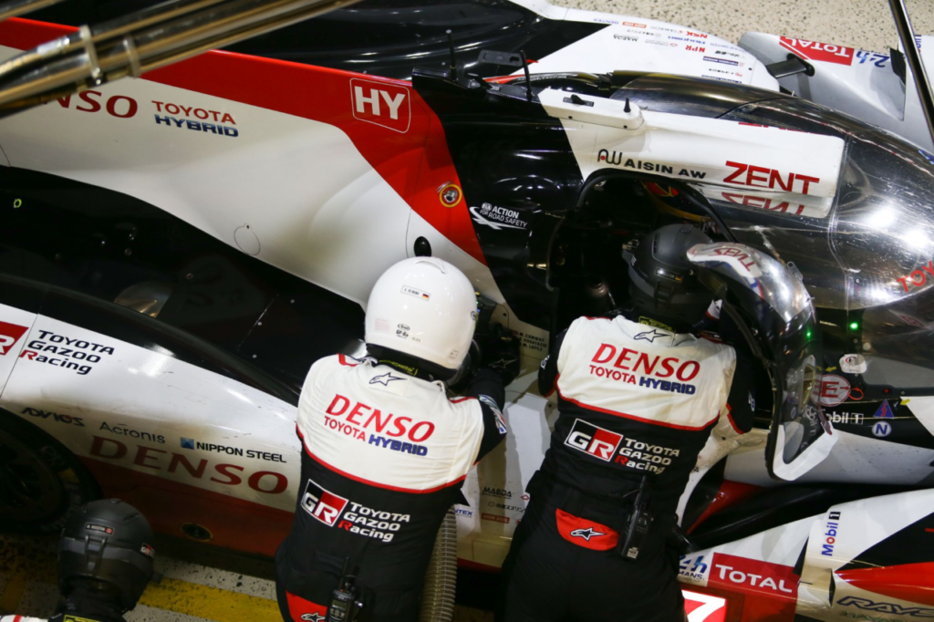 Toyota Le Mans Pit Crew