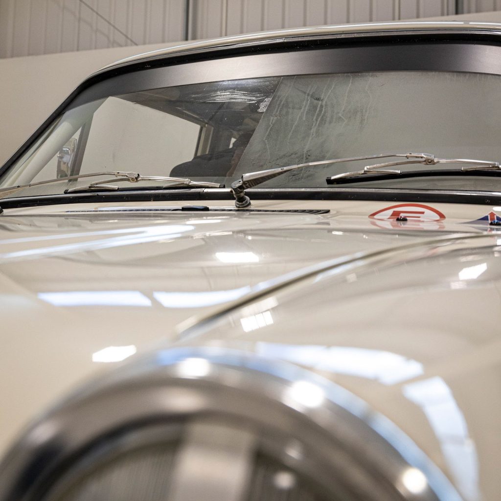 Pitking Clearview window film outside